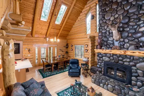 53505 Wildriver Way, La Pine, OR 97739 photo 5