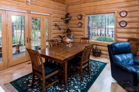 53505 Wildriver Way, La Pine, OR 97739 photo 8