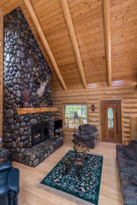 53505 Wildriver Way, La Pine, OR 97739 photo 10