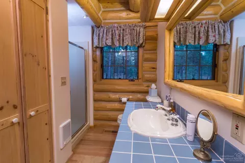 53505 Wildriver Way, La Pine, OR 97739 photo 15