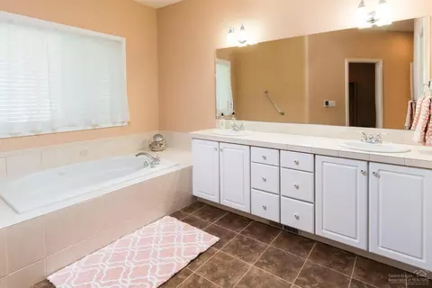 3485 NW Braid Dr, Bend, OR 97703 photo 13