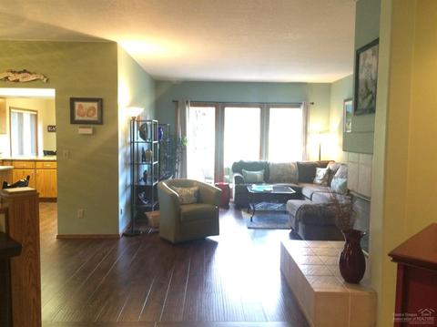 60741 Willow Creek Loop, Bend, OR 97702 photo 17