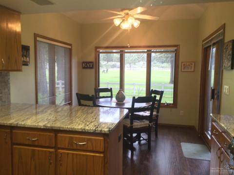 60741 Willow Creek Loop, Bend, OR 97702 photo 12