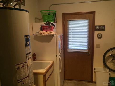 60741 Willow Creek Loop, Bend, OR 97702 photo 21