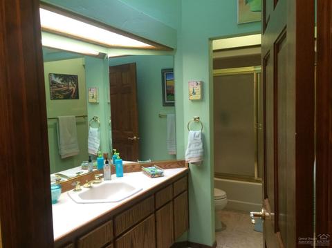 60741 Willow Creek Loop, Bend, OR 97702 photo 14
