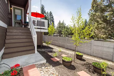 61081 SE Ruby Peak Ln, Bend, OR 97702 photo 23