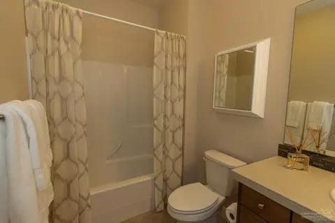 61081 SE Ruby Peak Ln, Bend, OR 97702 photo 7