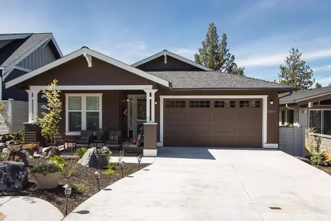 61081 SE Ruby Peak Ln, Bend, OR 97702 photo 1