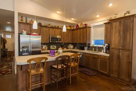 61081 SE Ruby Peak Ln, Bend, OR 97702 photo 11