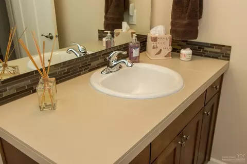 61081 SE Ruby Peak Ln, Bend, OR 97702 photo 8