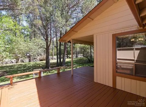 20745 Blacksmith Cir, Bend, OR 97702 photo 18