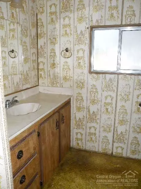 53719 Bridge Dr, La Pine, OR 97739 photo 6