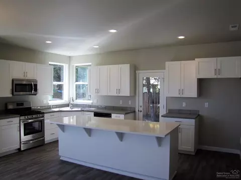 20773 SE Shea Ct, Bend, OR 97702 photo 10