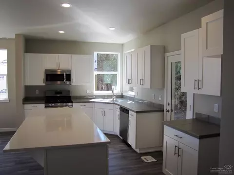 20773 SE Shea Ct, Bend, OR 97702 photo 11