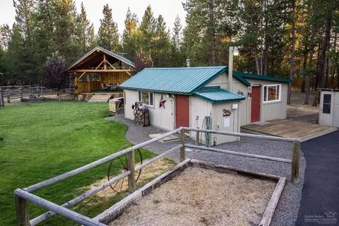 8969 Split Rail Rd, La Pine, OR 97739 photo 10