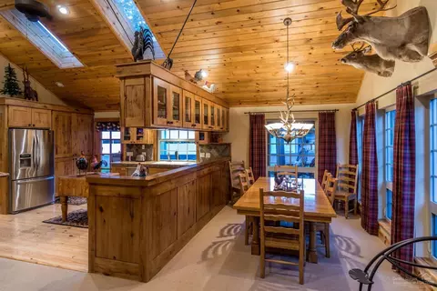 8969 Split Rail Rd, La Pine, OR 97739 photo 5