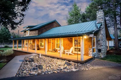 8969 Split Rail Rd, La Pine, OR 97739 photo 1