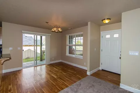 20725 NE Kilbourne Loop, Bend, OR 97701 photo 10