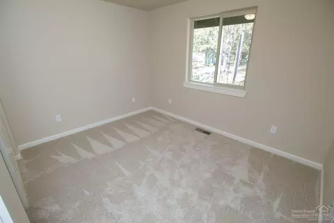 17485 Rail Dr, Bend, OR 97707 photo 14