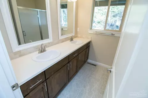 17485 Rail Dr, Bend, OR 97707 photo 11