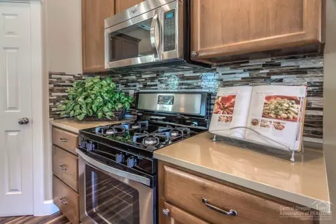 62904 Daniel Rd, Bend, OR 97701 photo 8