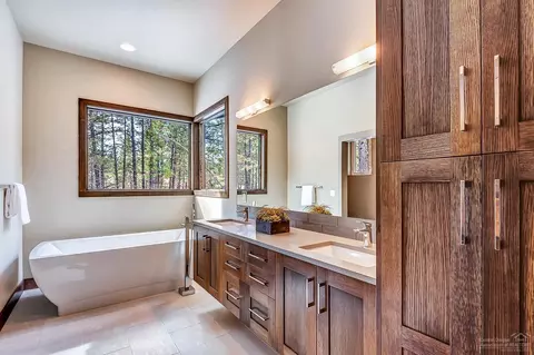 19476 Bainbridge Ct, Bend, OR 97702 photo 15