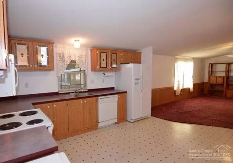 53435 Deep Woods Rd, La Pine, OR 97739 photo 15