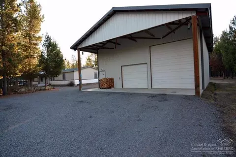 53435 Deep Woods Rd, La Pine, OR 97739 photo 3