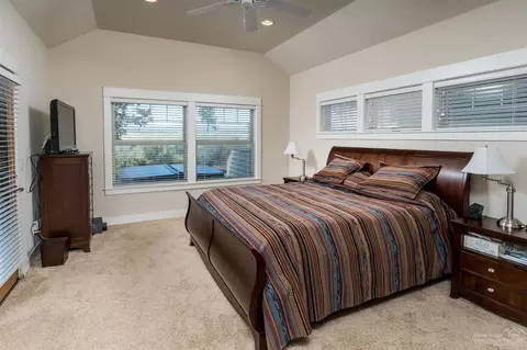 61837 Fall Creek Loop, Bend, OR 97702 photo 10