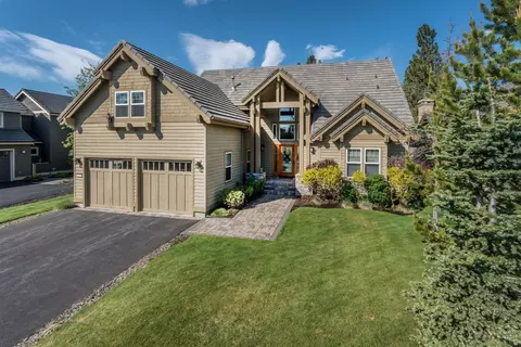 61837 Fall Creek Loop, Bend, OR 97702 photo 3