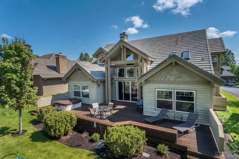 61837 Fall Creek Loop, Bend, OR 97702 photo 1