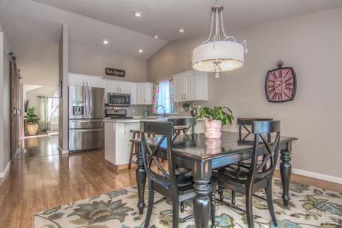 62809 Timberline Ct, Bend, OR 97701 photo 8