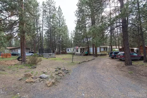 61140 Chuckanut Dr, Bend, OR 97702 photo 16