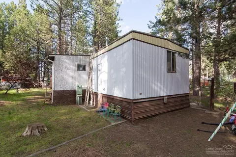 61140 Chuckanut Dr, Bend, OR 97702 photo 5