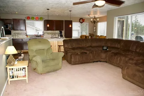 20991 Spinnaker St, Bend, OR 97701 photo 7