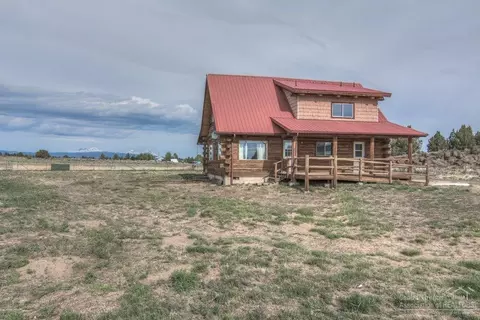 22773 Rickard Rd, Bend, OR 97702 photo 3