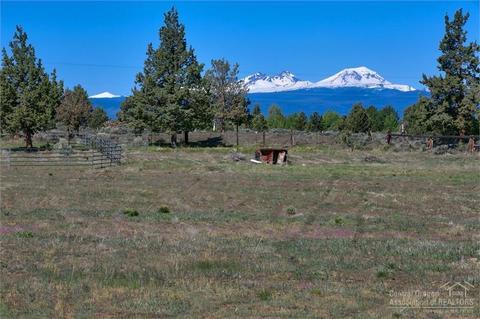61841 Ward, Bend, OR 97702 photo 2