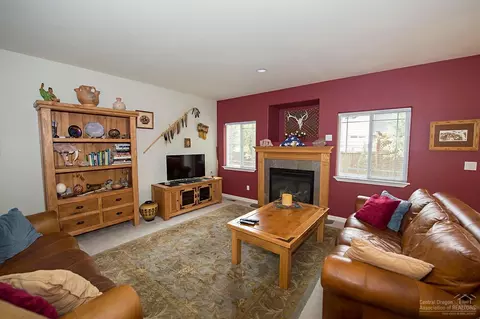 19980 Heron Loop, Bend, OR 97702 photo 6