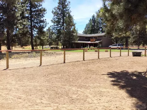 22280 Calgary Ln, Bend, OR 97702 photo 22