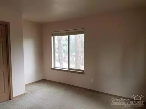 1093 E Cascade Ave, Sisters, OR 97759 photo 18