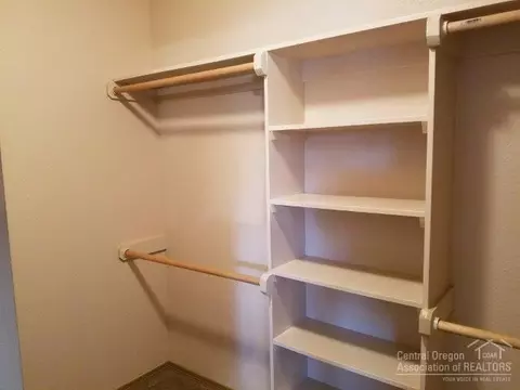 1093 E Cascade Ave, Sisters, OR 97759 photo 13
