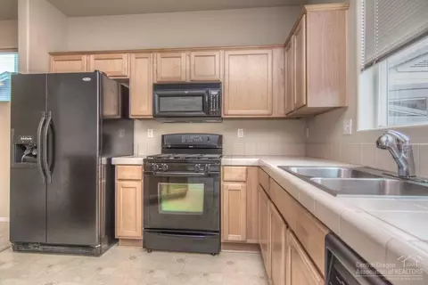 2794 NE Sedalia Loop, Bend, OR 97701 photo 10