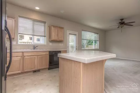 2794 NE Sedalia Loop, Bend, OR 97701 photo 9
