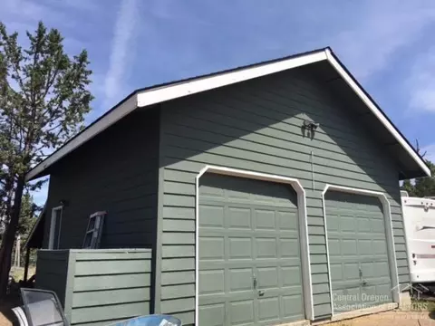 20970 Limestone Ave, Bend, OR 97701 photo 3