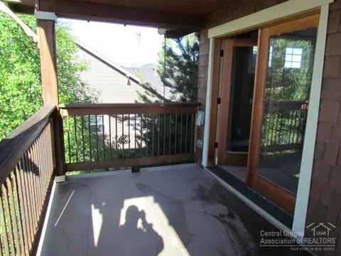 21417 Bradetich Loop, Bend, OR 97701 photo 12