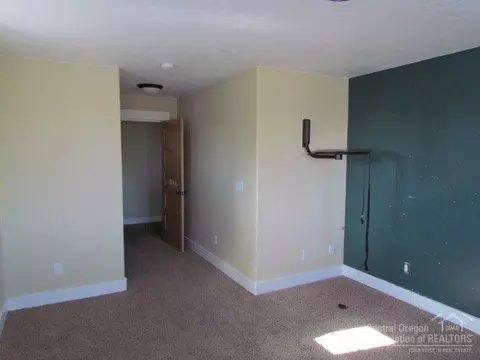 21417 Bradetich Loop, Bend, OR 97701 photo 14
