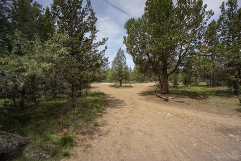 64555 Research Rd, Bend, OR 97701 photo 5
