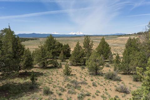 64555 Research Rd, Bend, OR 97701 photo 1
