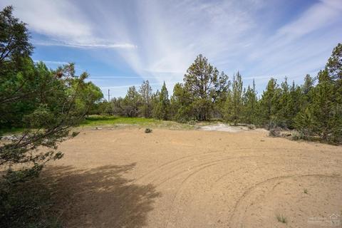 64555 Research Rd, Bend, OR 97701 photo 8