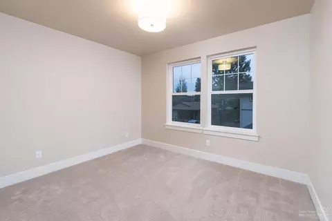1367 NW Elgin Ave, Bend, OR 97703 photo 18